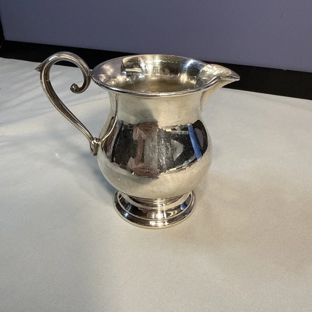 Vintage Sheffield Silver Co EPC Silver Plate Creamer Pitcher No. 607 Made in USA